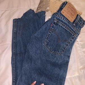 Vintage Levi’s 505 jeans 🍒 price is negotiable
